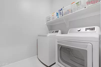 18264 N Hoskin Drive, Maricopa, AZ 85138 - Photo 33