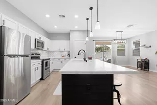 18264 N Hoskin Dr, Maricopa, AZ 85138 - Photo 11