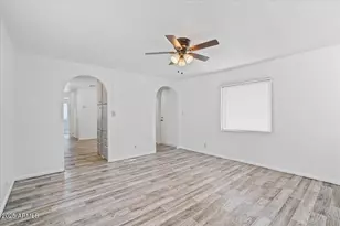 2121 N Center St, Mesa, AZ 85201 - Photo 13