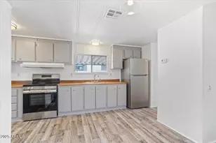 2121 N Center St, Mesa, AZ 85201 - Photo 3