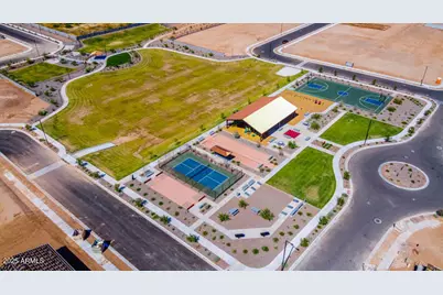 18184 W Creedance Boulevard, Surprise, AZ 85387 - Photo 9