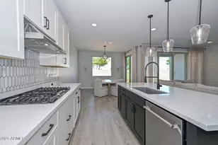 26428 N Thornhill Dr, Peoria, AZ 85383 - Photo 5