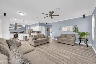 22208 N 34th Ln, Phoenix, AZ 85027 - Photo 5