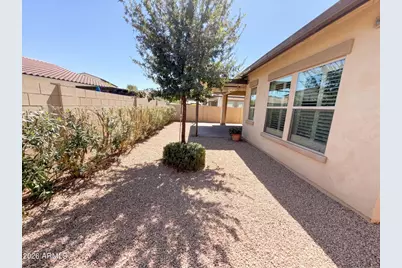 25807 N 19th Glen, Phoenix, AZ 85085 - Photo 19