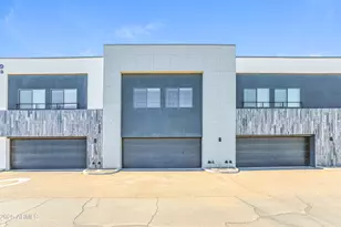 1119 S Stapley Dr, Mesa, AZ 85204 - Photo 15