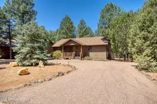 340 N Retreat, Show Low, AZ 85901 - Photo 1