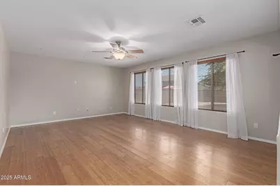 18193 W Saguaro Lane, Surprise, AZ 85388 - Photo 7