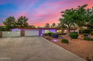 330 W Tam Oshanter Dr, Phoenix, AZ 85023 - Photo 1