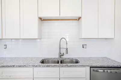 10042 La Tierra Roja Drive, Hereford, AZ 85615 - Photo 15