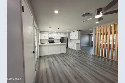 4638 W Midway Avenue, Glendale, AZ 85301 - Photo 7