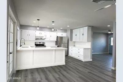 4638 W Midway Avenue, Glendale, AZ 85301 - Photo 5