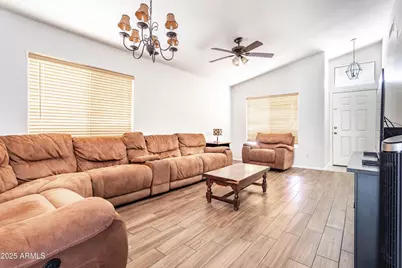 10245 N 93rd Drive, Peoria, AZ 85345 - Photo 17