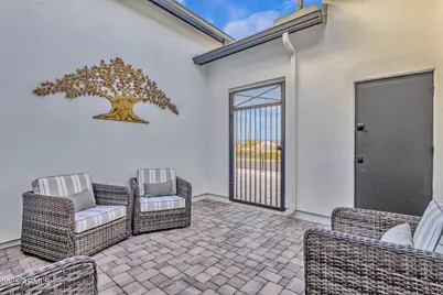 1151 E Peach Tree Drive, Chandler, AZ 85249 - Photo 7