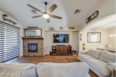 16146 W Devonshire Avenue, Goodyear, AZ 85395 - Photo 9