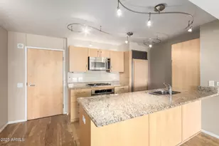 4808 N 24th St, Phoenix, AZ 85016 - Photo 9