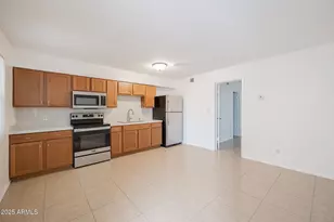 349 North 11th St, Phoenix, AZ 85006 - Photo 9