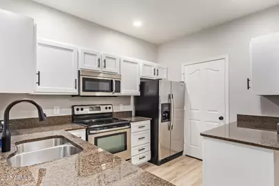 16013 S Desert Foothills Parkway #1072, Phoenix, AZ 85048 - Photo 1