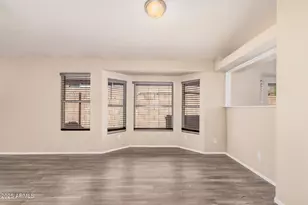 21627 N 29th Dr, Phoenix, AZ 85027 - Photo 11