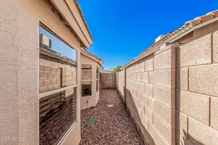 21627 N 29th Dr, Phoenix, AZ 85027 - Photo 33