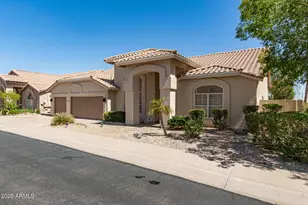 1719 E Briarwood Terrace, Phoenix, AZ 85048 - Photo 3