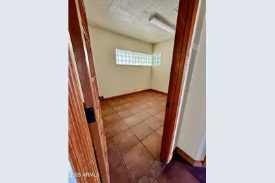 2254 N 15th Avenue, Phoenix, AZ 85007 - Photo 11