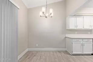 3102 E Clarendon Ave, Phoenix, AZ 85016 - Photo 9