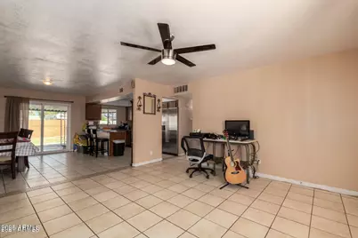 7750 W Clarendon Avenue, Phoenix, AZ 85033 - Photo 3