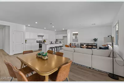 17182 W Oberlin Way, Surprise, AZ 85387 - Photo 3