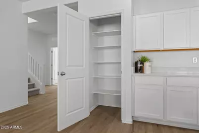 17182 W Oberlin Way, Surprise, AZ 85387 - Photo 7