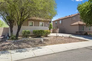 780 W Holstein Trail, San Tan Valley, AZ 85143 - Photo 3