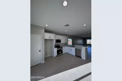 15494 S Kline Place, Arizona City, AZ 85123 - Photo 3