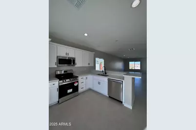 15494 S Kline Place, Arizona City, AZ 85123 - Photo 5