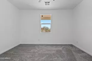 14055 S Berwick Rd, Arizona City, AZ 85123 - Photo 19