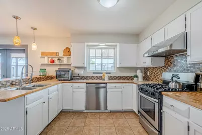 1 W Rice Drive, Tempe, AZ 85283 - Photo 25