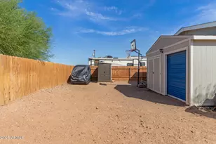 512 W Claessens Dr, Morristown, AZ 85342 - Photo 19