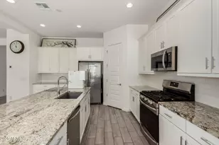 24393 N 169th Dr, Surprise, AZ 85387 - Photo 17