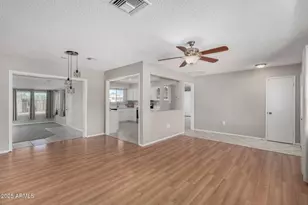 10216 N 110th Ave, Sun City, AZ 85351 - Photo 7