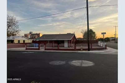 1048 N 27th, Phoenix, AZ 85008 - Photo 1