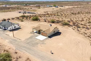 35684 W Chipman Rd, Tonopah, AZ 85354 - Photo 27