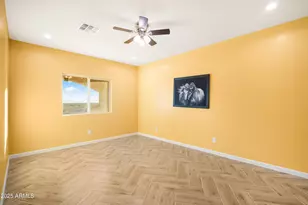 35684 W Chipman Rd, Tonopah, AZ 85354 - Photo 17