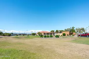 1050 S Roanoke, Mesa, AZ 85206 - Photo 37