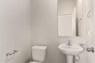 5437 W Albeniz Pl, Phoenix, AZ 85043 - Photo 15