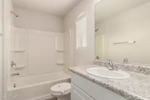 5437 W Albeniz Pl, Phoenix, AZ 85043 - Photo 27