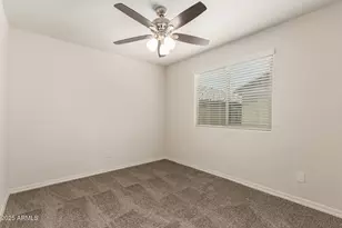 5437 W Albeniz Pl, Phoenix, AZ 85043 - Photo 25