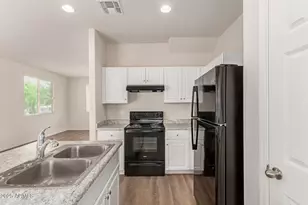 5437 W Albeniz Pl, Phoenix, AZ 85043 - Photo 13