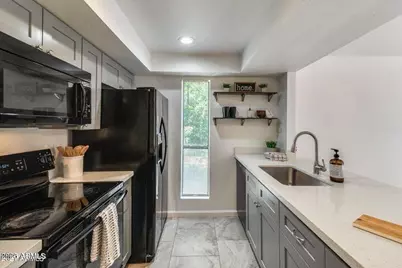 3119 W Cochise Drive #116, Phoenix, AZ 85051 - Photo 1