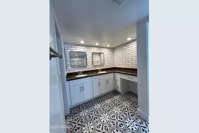 320 E Larkspur Lane, Tempe, AZ 85288 - Photo 9