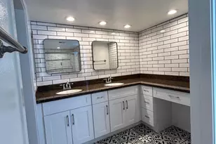 320 E Larkspur Ln, Tempe, AZ 85288 - Photo 9