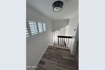 320 E Larkspur Lane, Tempe, AZ 85288 - Photo 7