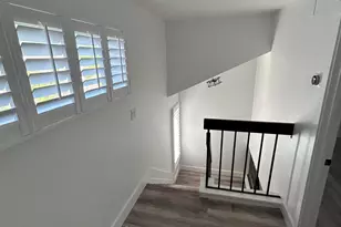 320 E Larkspur Ln, Tempe, AZ 85288 - Photo 7